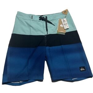 NWT Quicksilver Youth Boardshorts Swim Trunks Size 26 in‎ Blue and Teal
